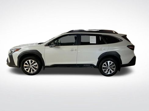 Certified 2025 Subaru Outback Premium w/ Popular Package #1A AWD/4WD image 2