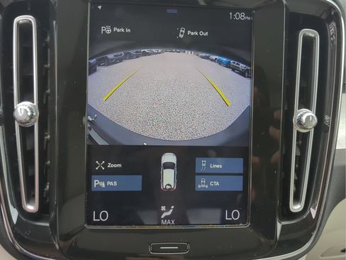 Used 2019 Volvo XC40 T5 Momentum AWD/4WD image 25