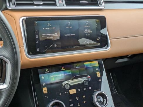 Used 2023 Land Rover Range Rover Velar HST image 15