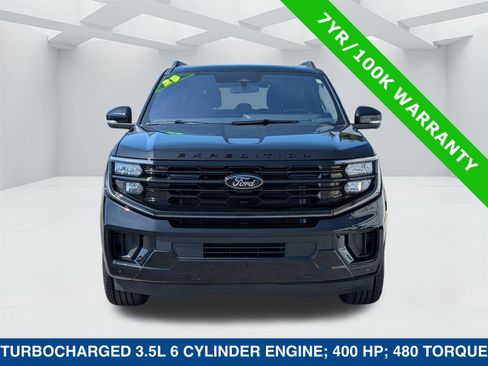 Certified 2025 Ford Expedition Max Platinum w/ Stealth Appearance Package AWD/4WD image 8