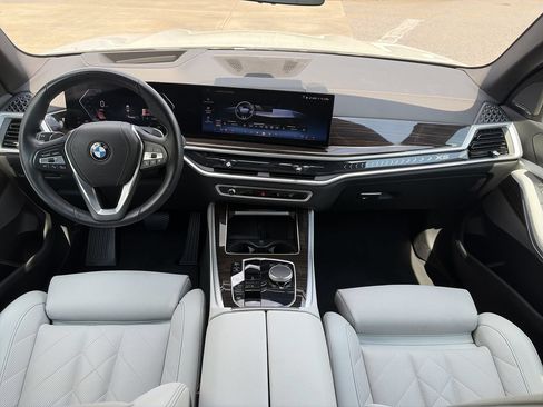 Used 2024 BMW X5 xDrive40i w/ Premium Package AWD/4WD image 29