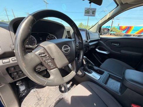 Used 2023 Nissan Frontier SV w/ SV Convenience Package AWD/4WD image 14