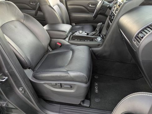 Used 2024 INFINITI QX80 Luxe image 29