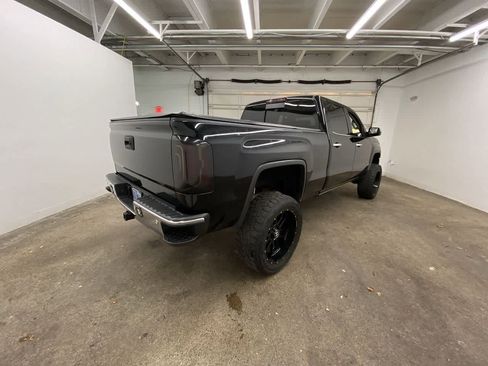 Used 2017 GMC Sierra 1500 SLT image 6