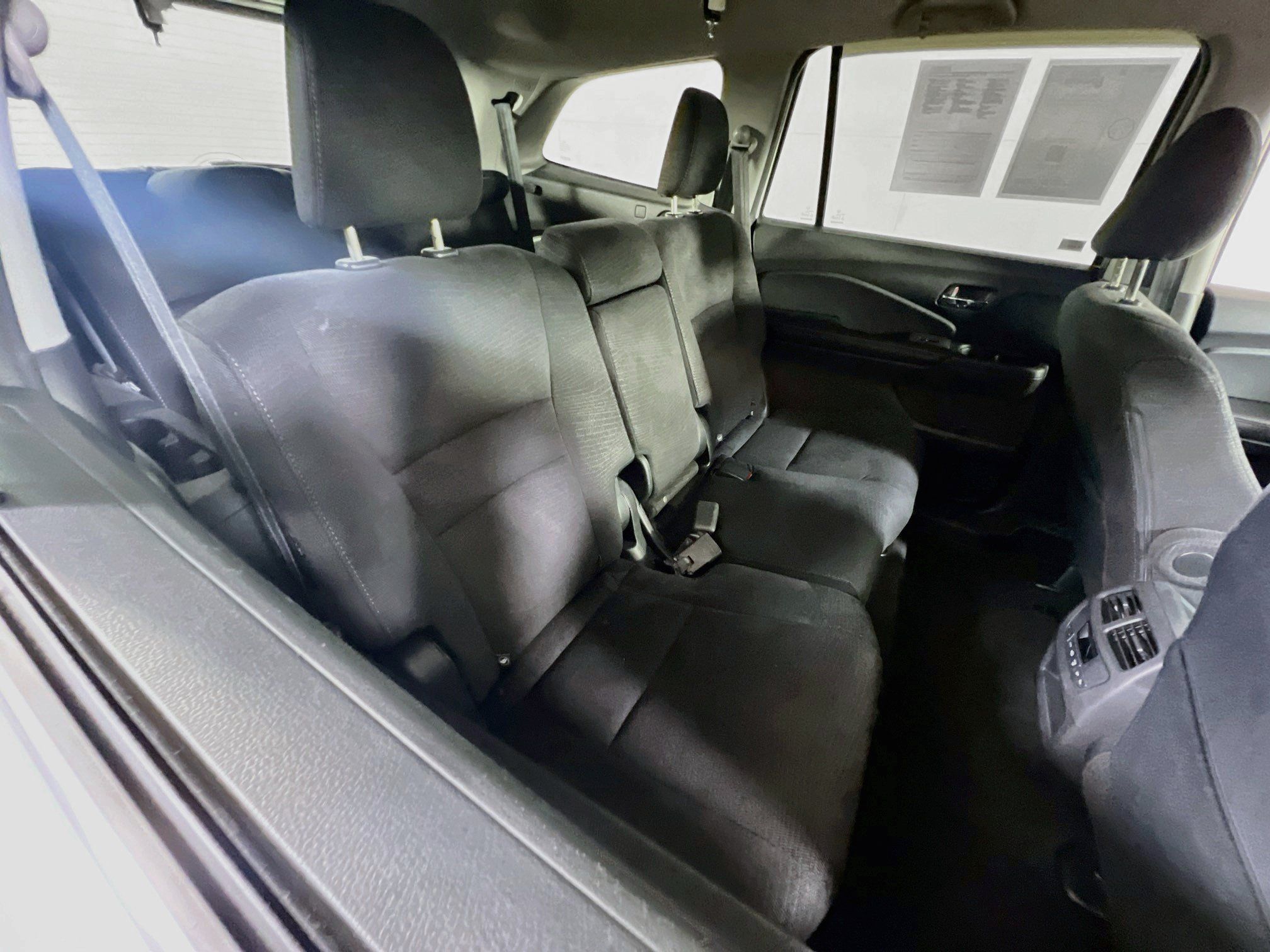 Used 2017 Honda Pilot EX image 25