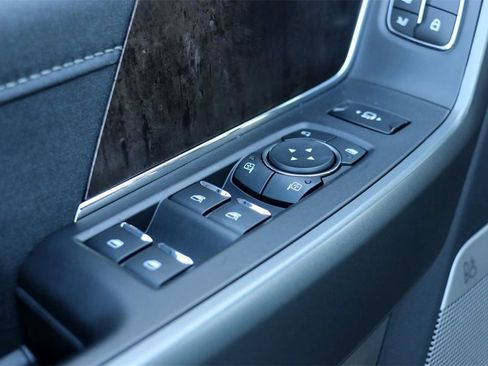 New 2026 Ford F250 Lariat w/ Black Appearance Package image 19