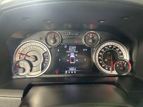 Used 2017 RAM 1500 Sport w/ Sport Premium Group image 17