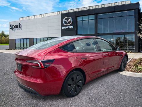 Used 2025 Tesla Model 3 Long Range RWD image 3