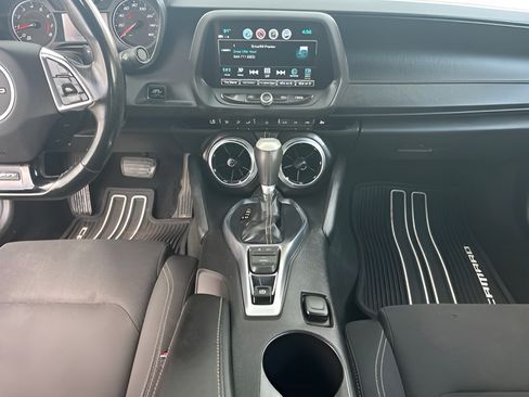 Used 2017 Chevrolet Camaro LT w/ Technology Package RWD image 23