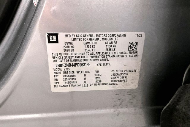 Used 2023 Buick Envision Essence FWD image 38
