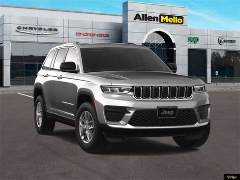 New 2025 Jeep Grand Cherokee Laredo X w/ Luxury Tech Group I image 16