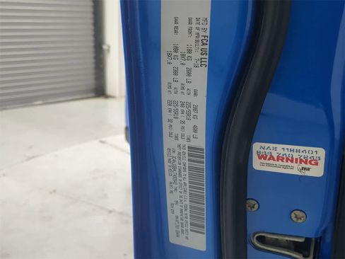 Used 2018 Jeep Compass Latitude w/ Popular Equipment Group image 36