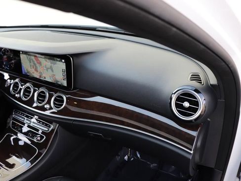 Used 2021 Mercedes-Benz E 350 4MATIC Sedan w/ Premium Package image 49