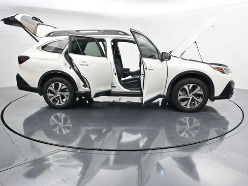 Used 2022 Subaru Outback Limited w/ Popular Package #2 AWD/4WD image 39
