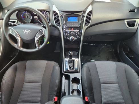 Used 2016 Hyundai Elantra GT FWD image 26