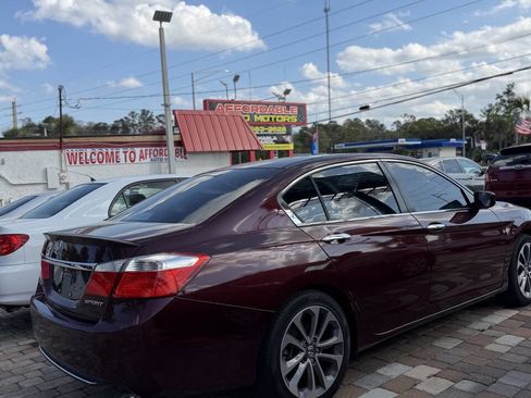 Used 2015 Honda Accord Sport image 4