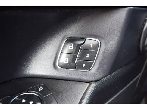 Used 2020 Ford Expedition Limited image 16