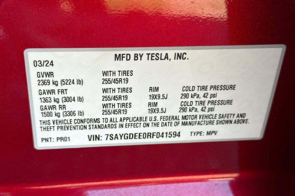 Used 2024 Tesla Model Y Long Range AWD/4WD image 24