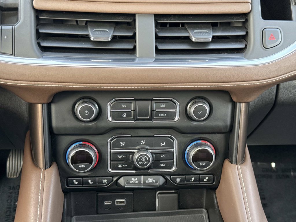 Used 2021 Chevrolet Tahoe High Country w/ Premium Package AWD/4WD image 7