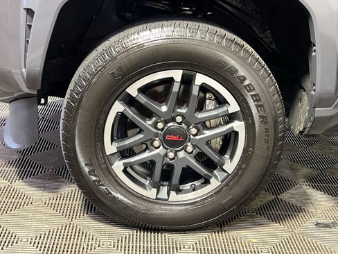 Used 2024 Toyota Tacoma TRD Sport AWD/4WD image 12