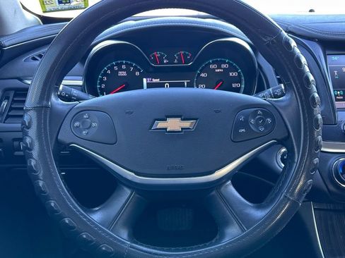 Used 2018 Chevrolet Impala LT image 24