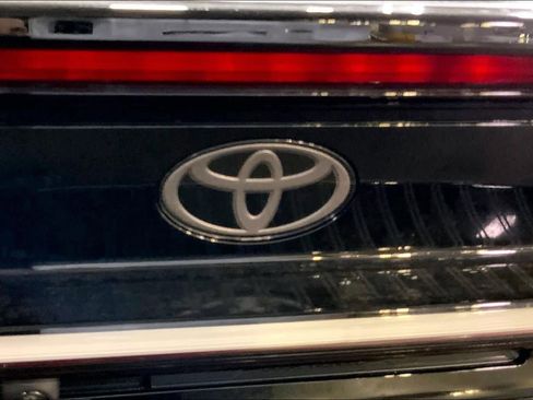 New 2026 Toyota Prius Plug-In Hybrid image 15