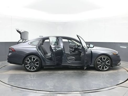Used 2025 Honda Accord Touring image 52
