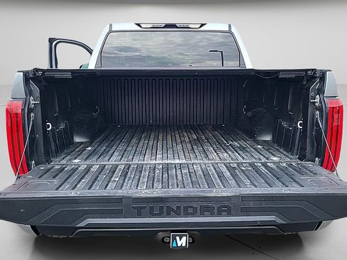 Used 2023 Toyota Tundra SR5 w/ SR5 Premium Package AWD/4WD image 31