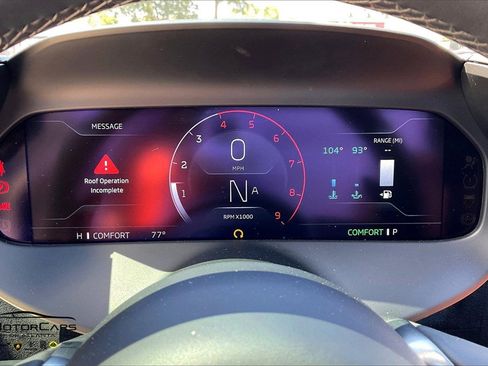 Used 2024 McLaren 750S Spider image 17