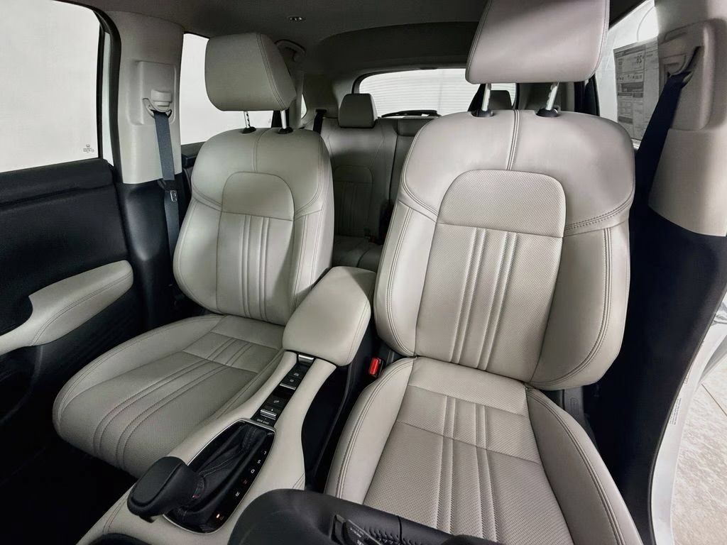 New 2027 Honda HR-V EX-L image 11