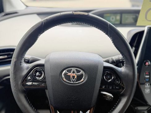 Used 2021 Toyota Prius Limited image 8