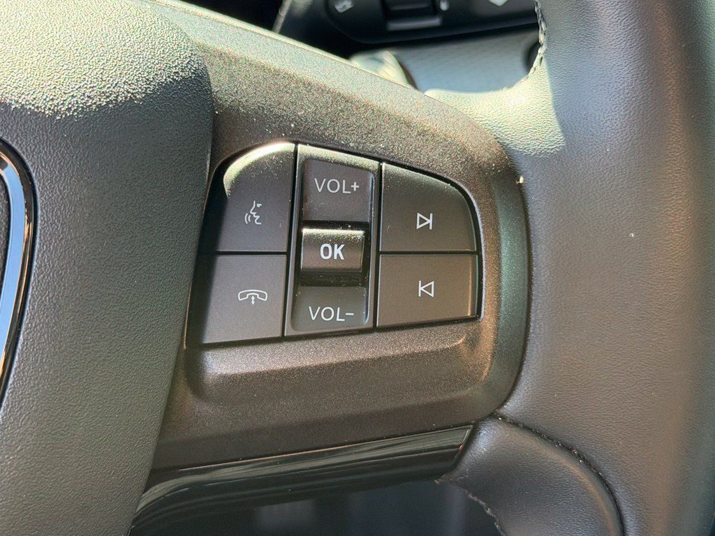 Used 2022 Ford Mustang Mach-E Select w/ Comfort/Technology Package RWD image 16