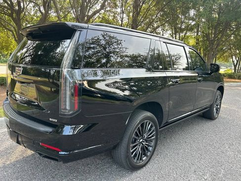 Certified 2025 Cadillac Escalade ESV Sport Platinum AWD/4WD image 6
