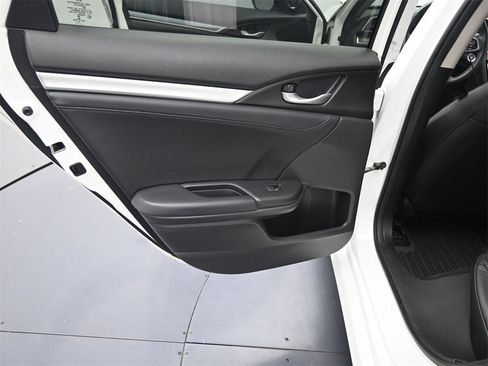 Used 2017 Honda Civic EX-L image 14