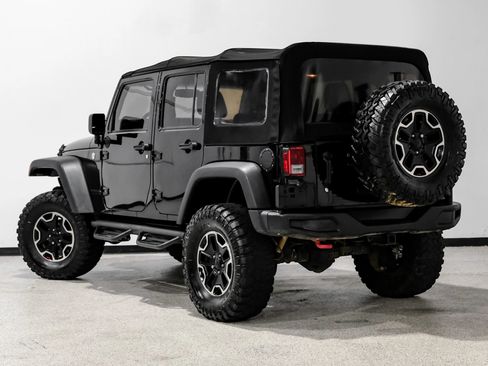 Used 2016 Jeep Wrangler Unlimited Rubicon AWD/4WD image 8