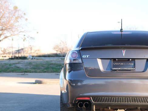 Used 2009 Pontiac G8 GT w/ Premium Package image 10