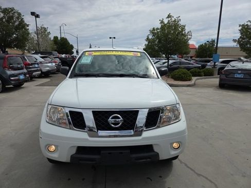 Used 2017 Nissan Frontier SV w/ SV Value Truck Package RWD image 2