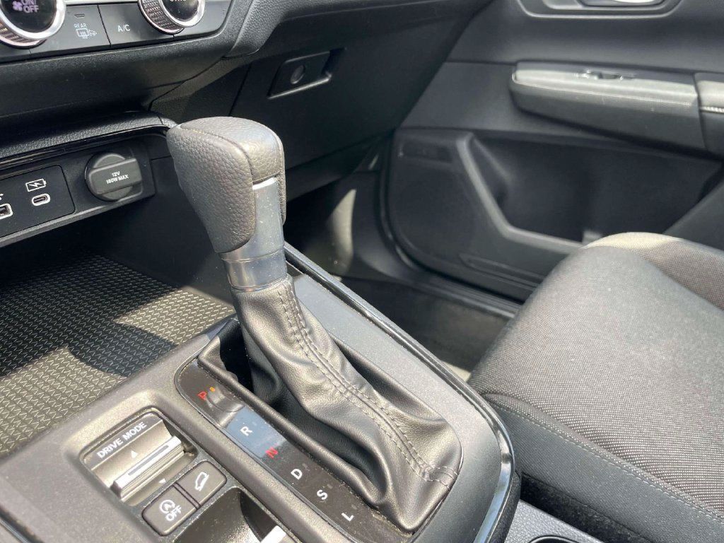 Certified 2024 Honda CR-V EX image 28