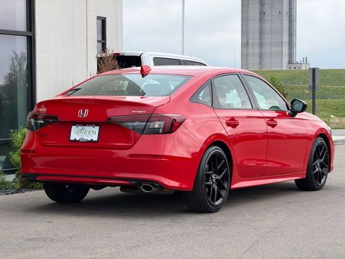 Used 2025 Honda Civic Sport image 5