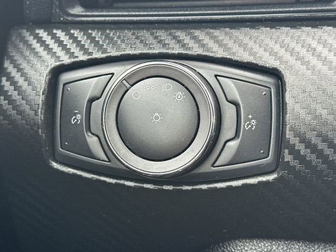 Used 2019 Ford Mustang Coupe image 29