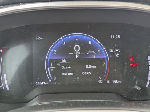 Used 2024 Toyota Corolla Cross XLE w/ Convenience Package image 9