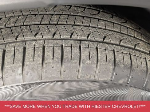 Used 2025 Subaru Outback Limited AWD/4WD image 9