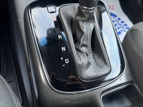 Used 2017 Kia Forte LX image 11