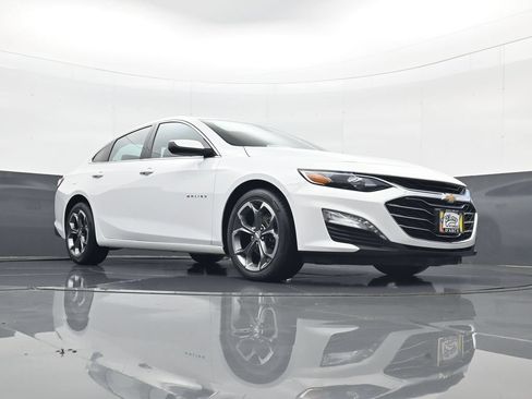 Used 2022 Chevrolet Malibu LT FWD image 24