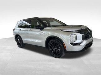 New 2025 Mitsubishi Outlander SEL Black Edition video 2