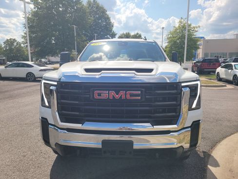 Used 2025 GMC Sierra 2500 Pro AWD/4WD image 8