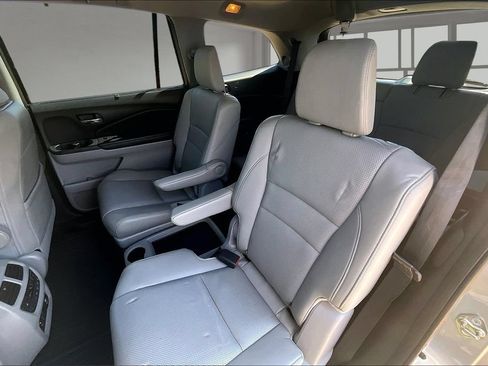 Used 2017 Honda Pilot Elite image 26