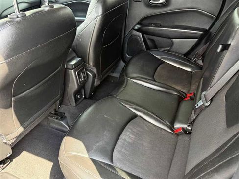 Certified 2021 Jeep Compass Latitude w/ Sun and Sound Group FWD image 17