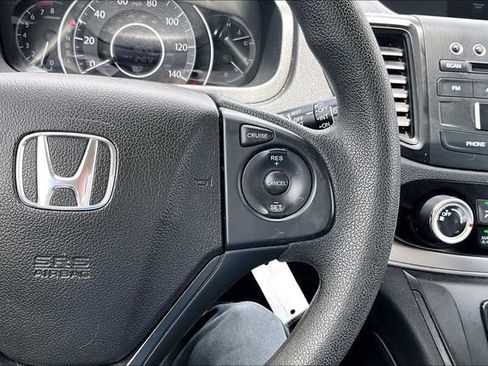 Used 2016 Honda CR-V SE image 11
