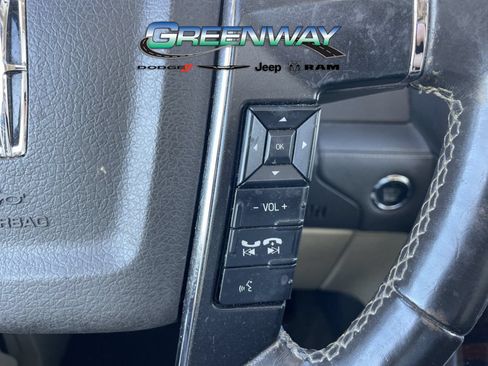 Used 2015 Lincoln Navigator 4WD w/ Equipment Group 101A Reserve image 29